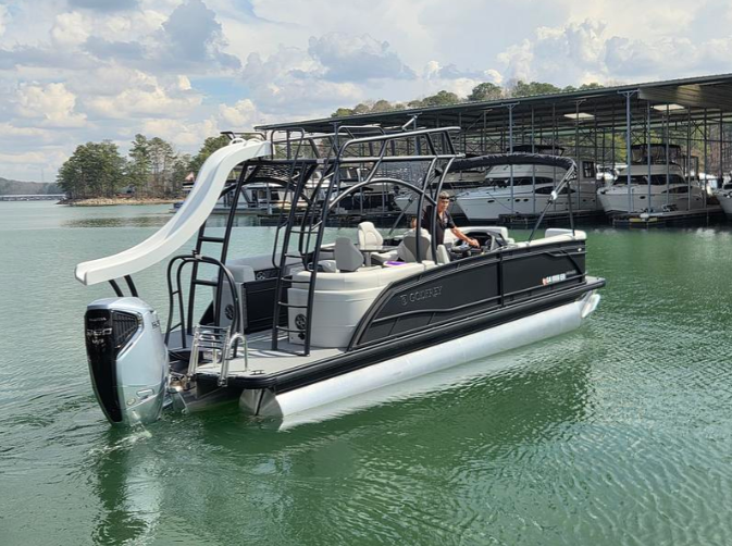 2026 Godfrey MC 255 Sun Deck Co Captain