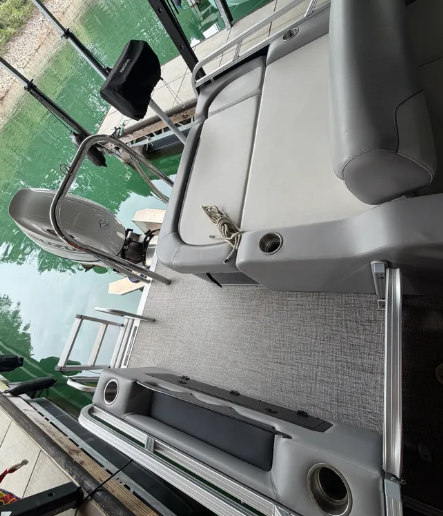 2025 Avalon Venture 2385 VRB — photo 4 of 5